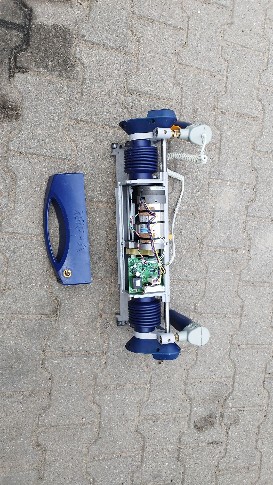 Napęd do wózka inwalidzkiego AAT V-max P1602