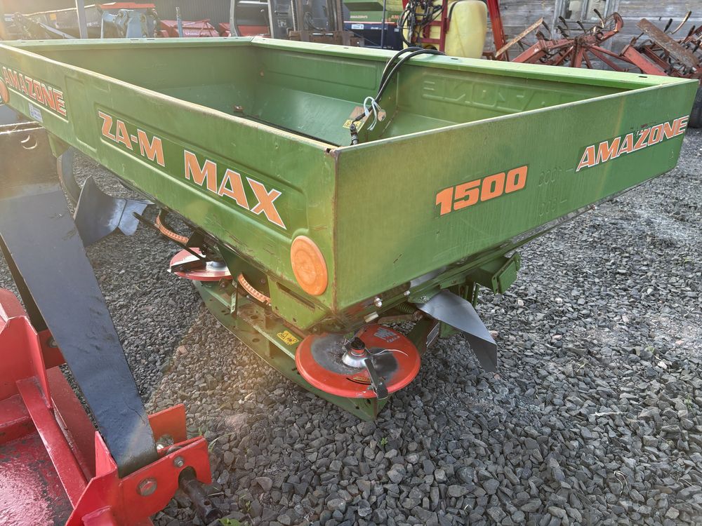 Лійка розкидач мінеральних добрив рум Amazone ZA-M Max 1500 кг