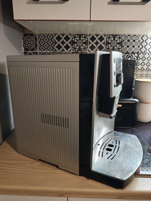 DeLonghi perfecta ESAM 5400 ekspres do kawy