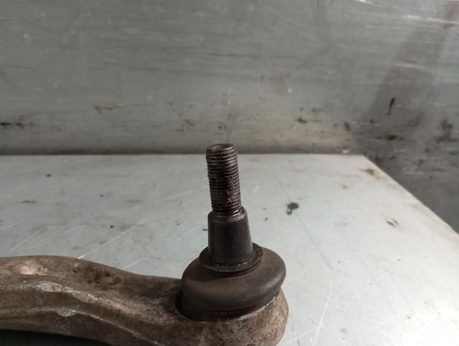 Braço de suspensão frente direito AUDI A6 Avant (4F5, C6)