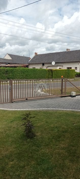 Sprzedam bramę przesuwną