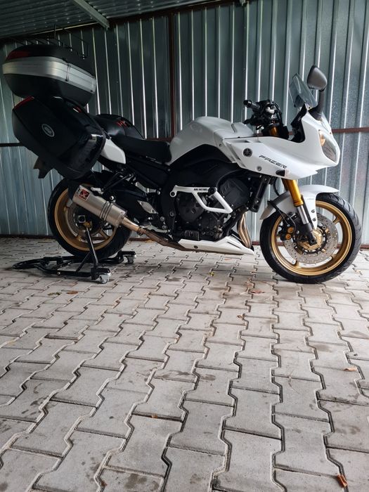 Yamaha fazer fz8,kufry givi