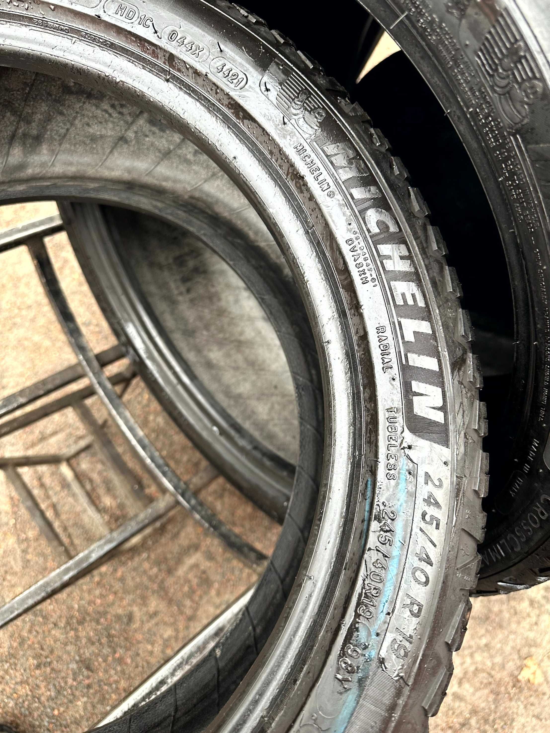 Шины БУ 245 40 R 19 MIchelin CrossClimate 2 Резина Всесезонная