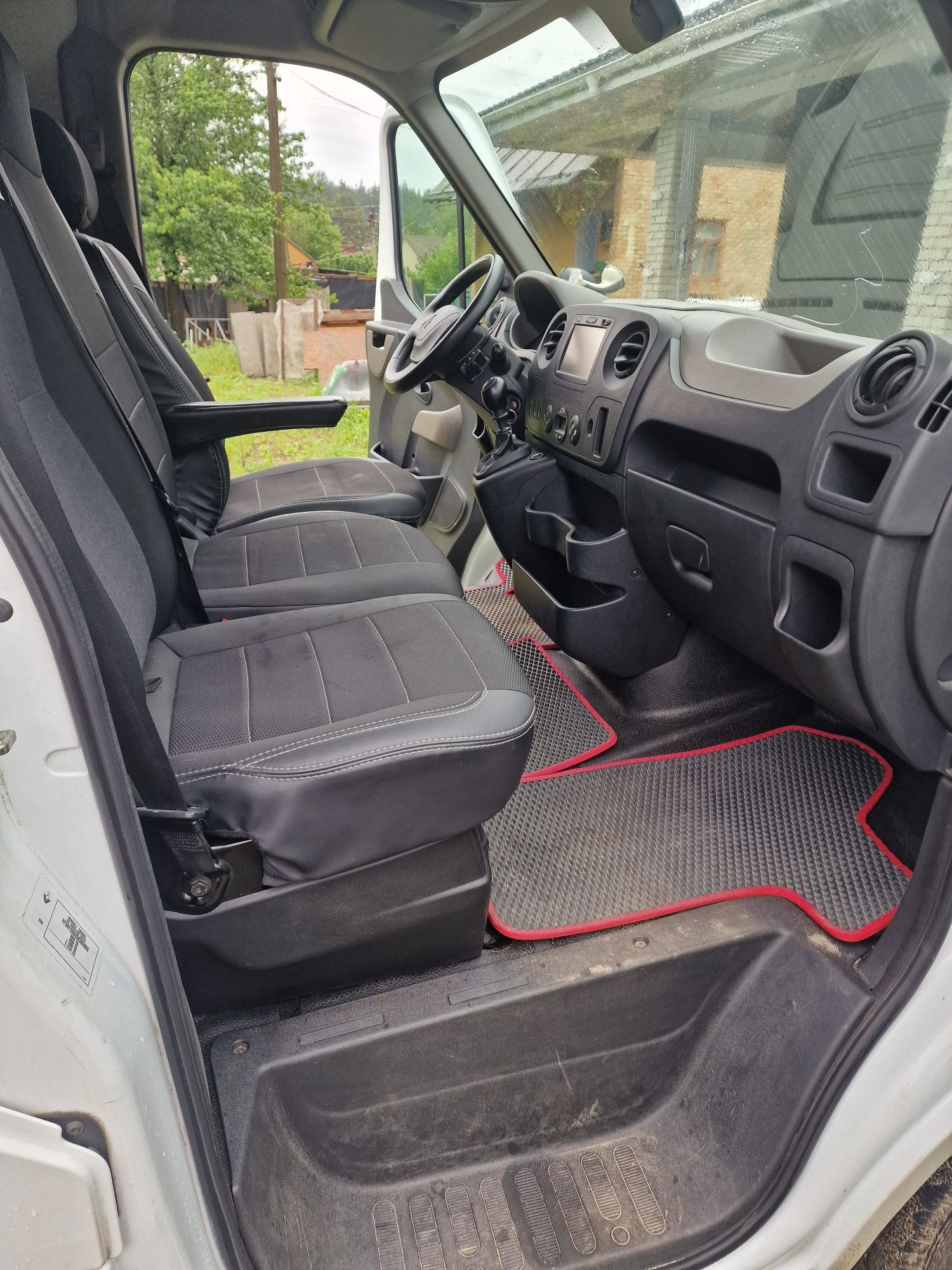 Renault Master L3H2 2017 170к.с