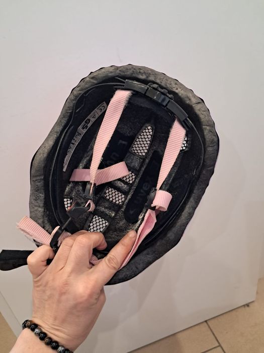 Witam  sprzedam kask rowerowy