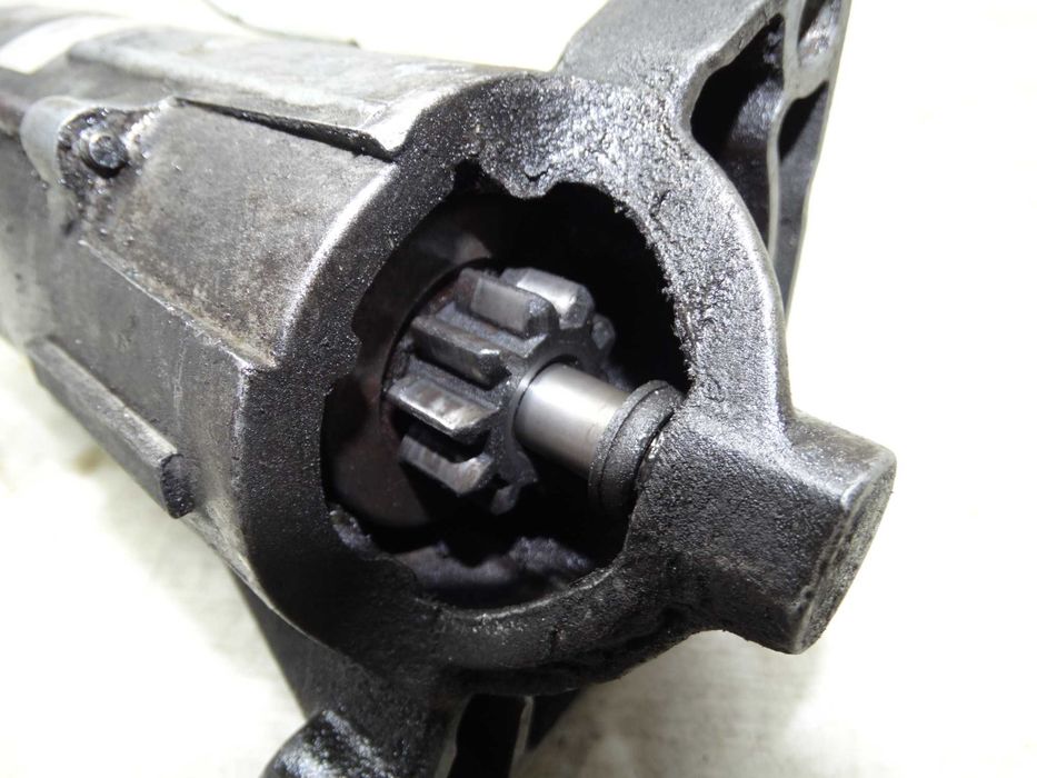 Стартер Renault Master / Opel Movano /Nissan Interstar 2.5 dci (98-10)