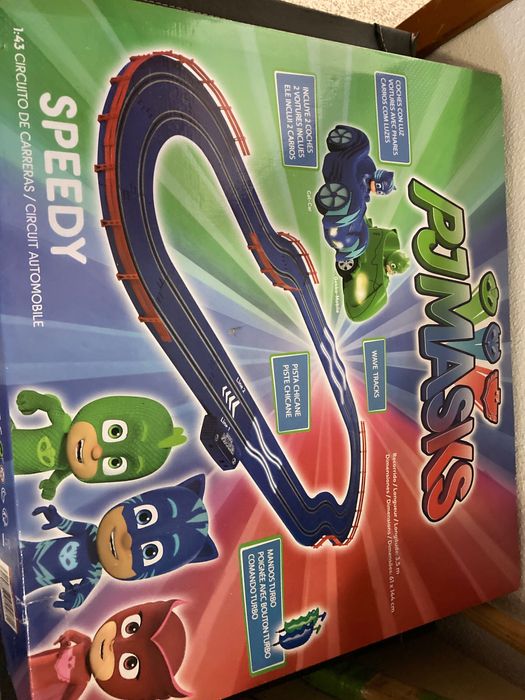 Pista carros pj masks