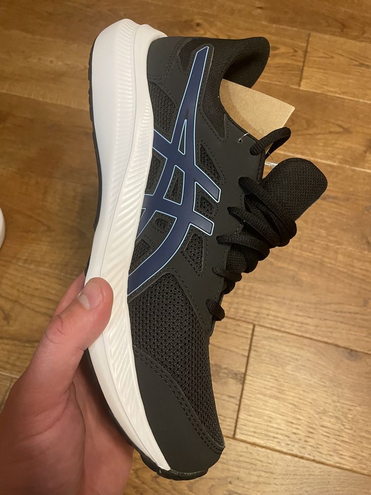 Кросівки Asics