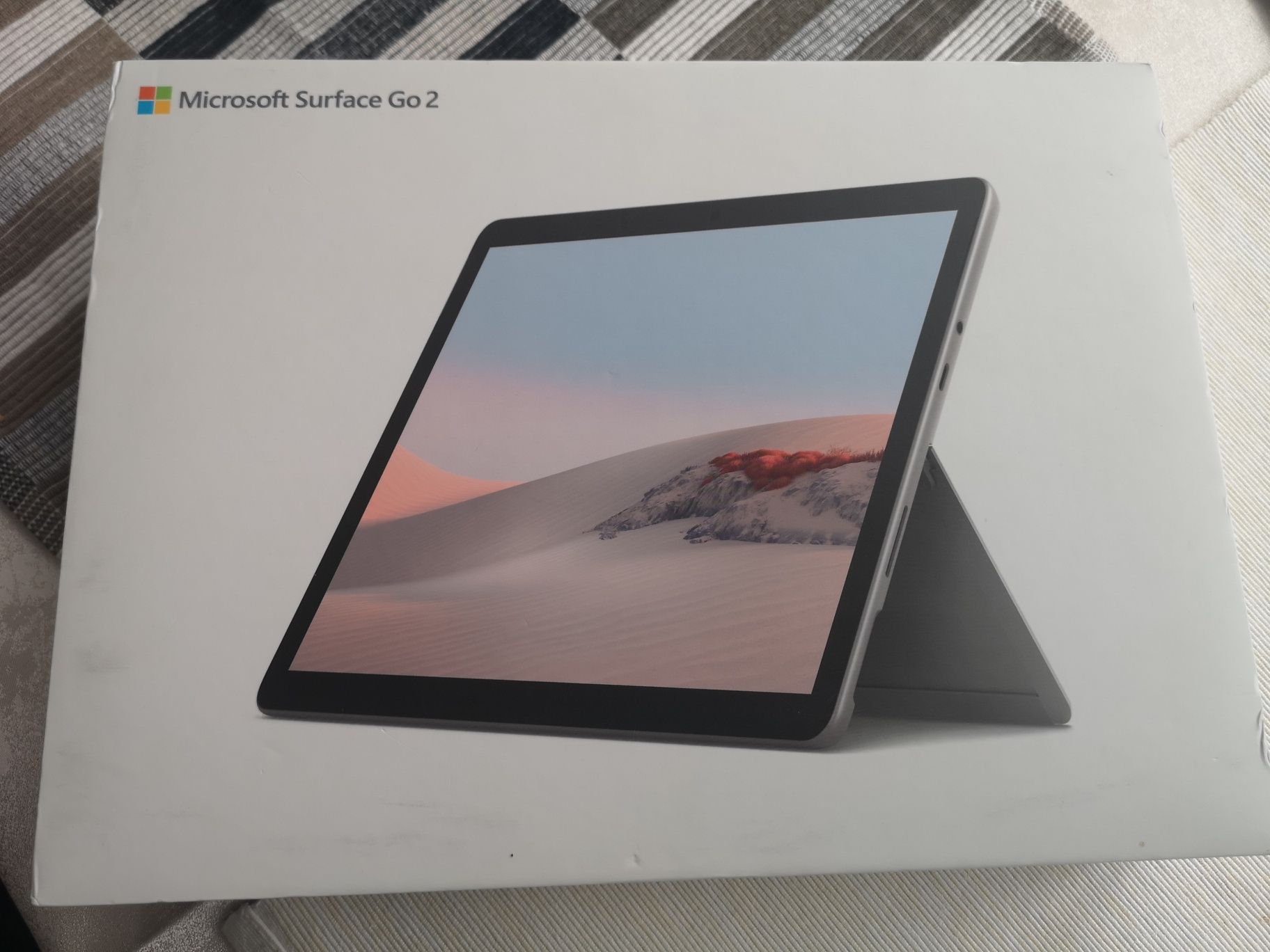 Microsoft Surface GO2