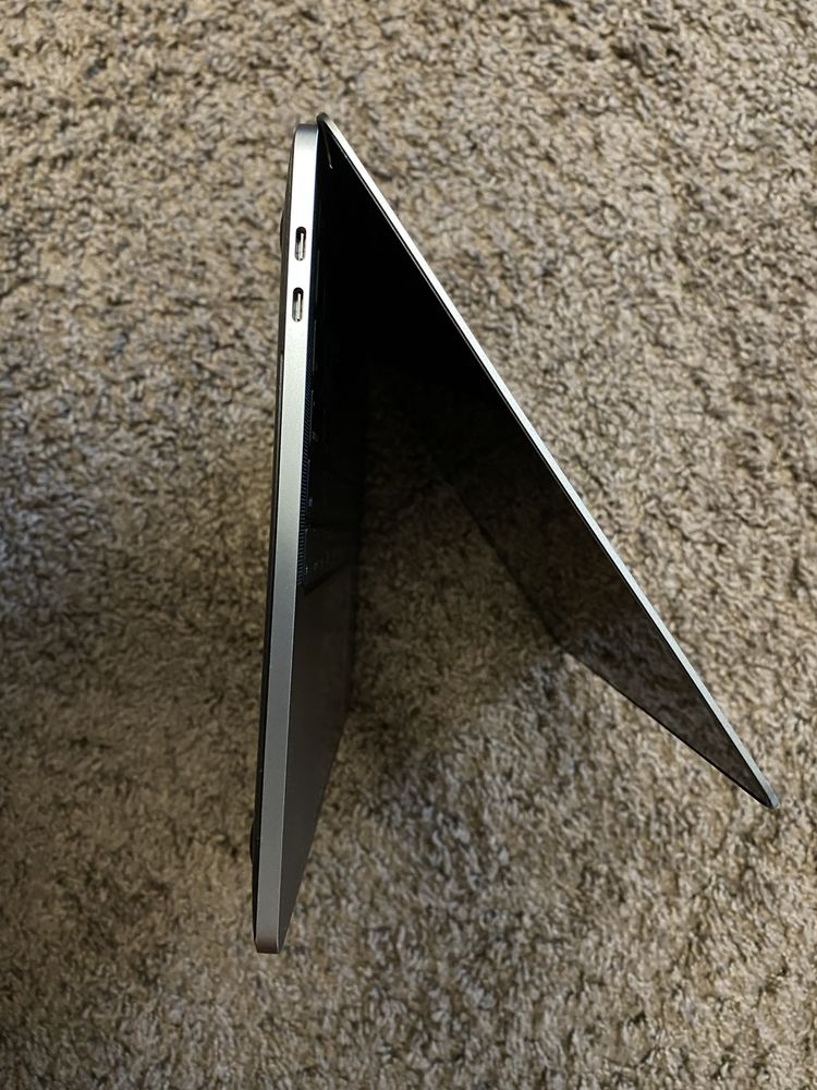 MacBook Pro 13 2020 1tb 16gb