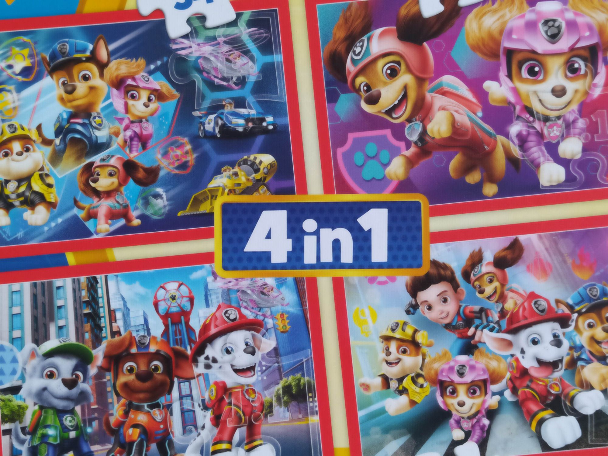 Psi Patrol puzzle 4 w 1 stan Bardzo Dobry