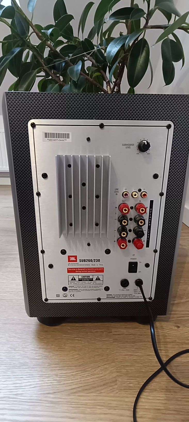 Głośniki 5.1 JBL z subfooferem.