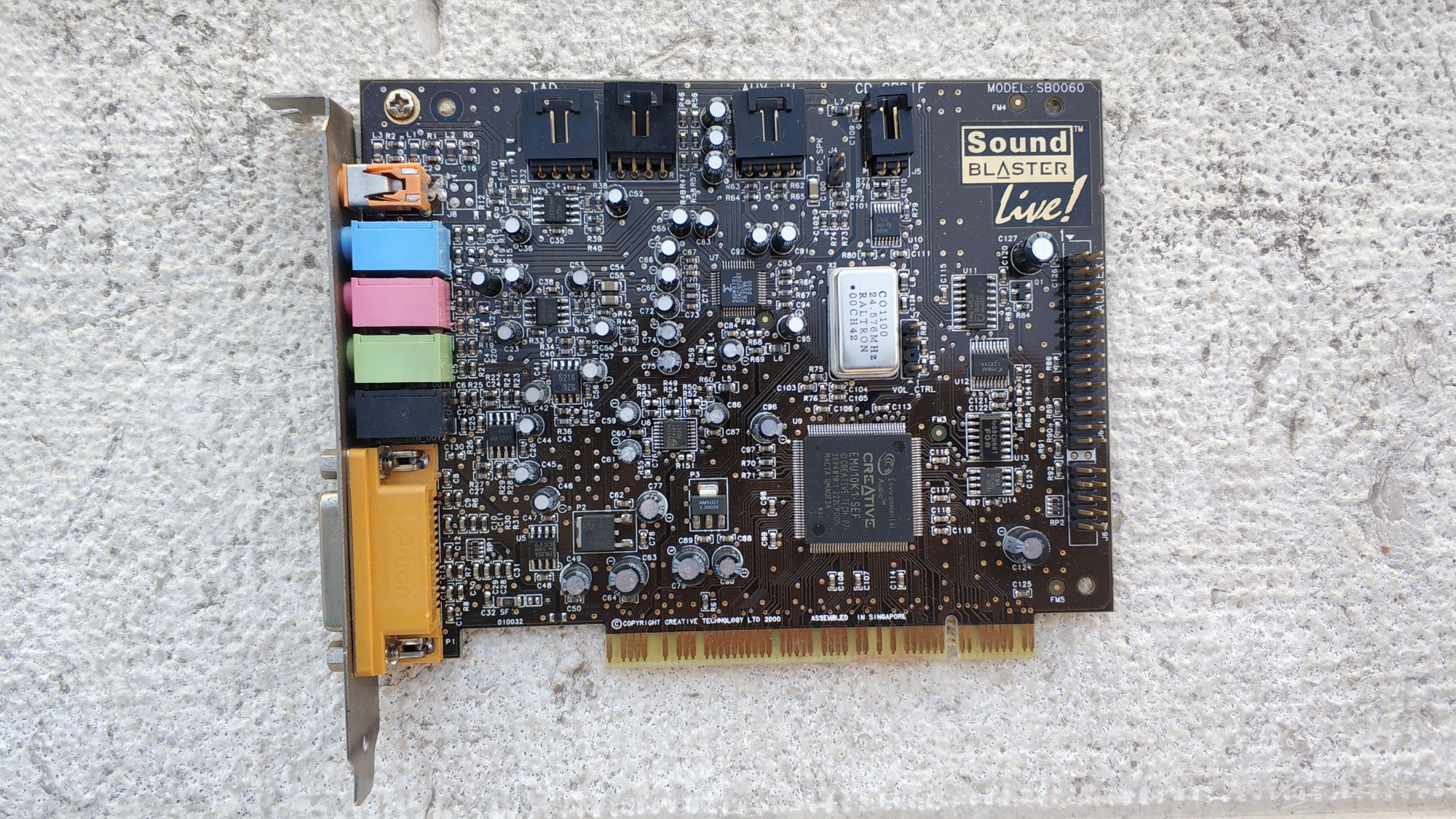 Placa de Som 5.1 Creative Sound Blaster Live!