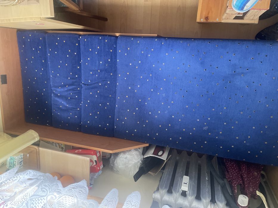 Tapczanik dziecięcy składany ze schowkiem