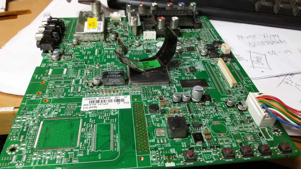 17mb25-3  vestel  tv lcd varias marcas 19polg