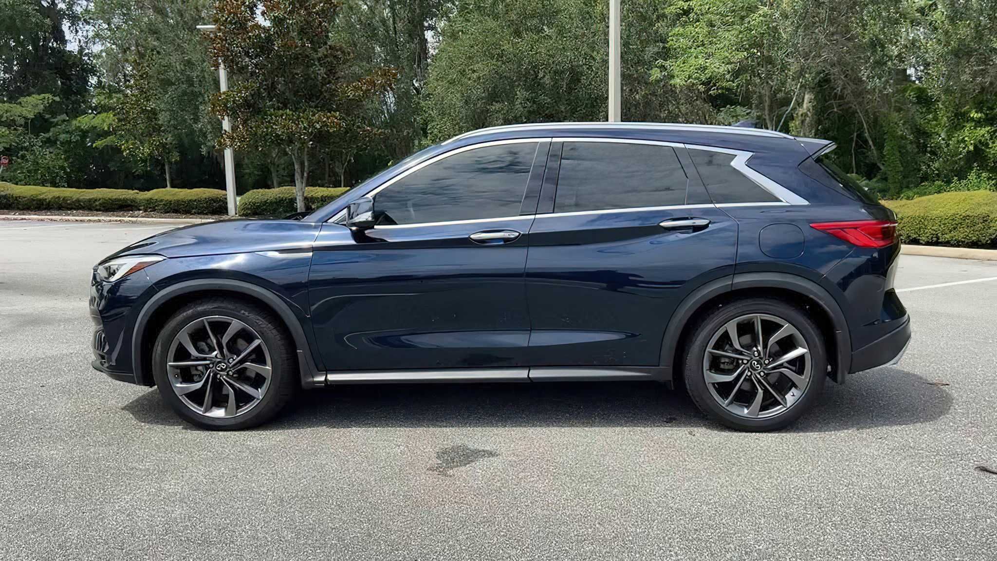 Infiniti Qx50      2021