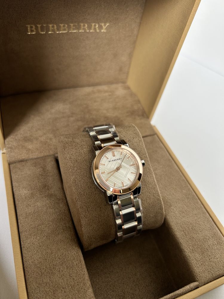 Годинник оригінал burberry bu9205