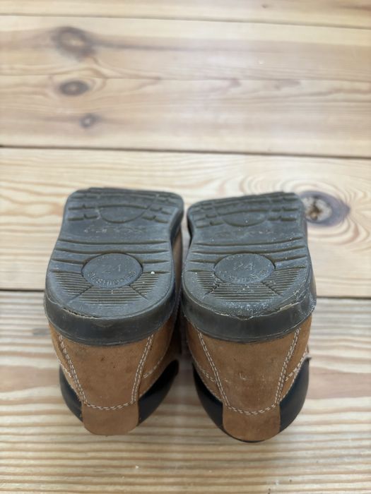 Zimowe skórzane buty dziecięce Geox, r. 24