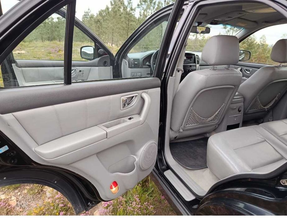 4x4 jeep Kia Sorento