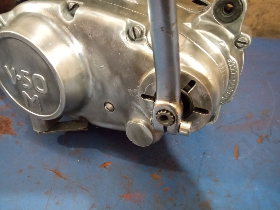 Продам двигун В50М на мопед Карпати Рига Верховина.