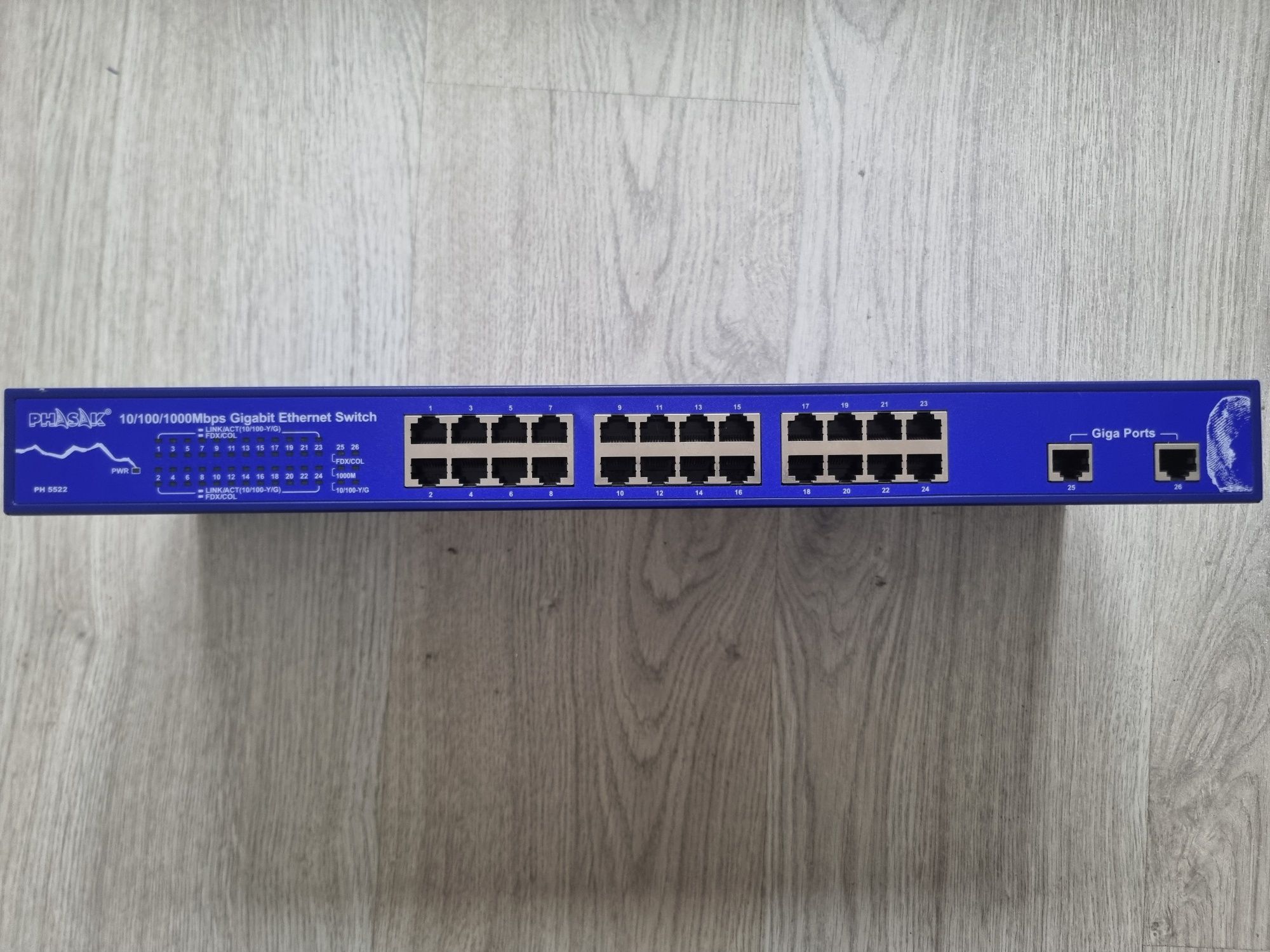 Switch Phasak 24 portas