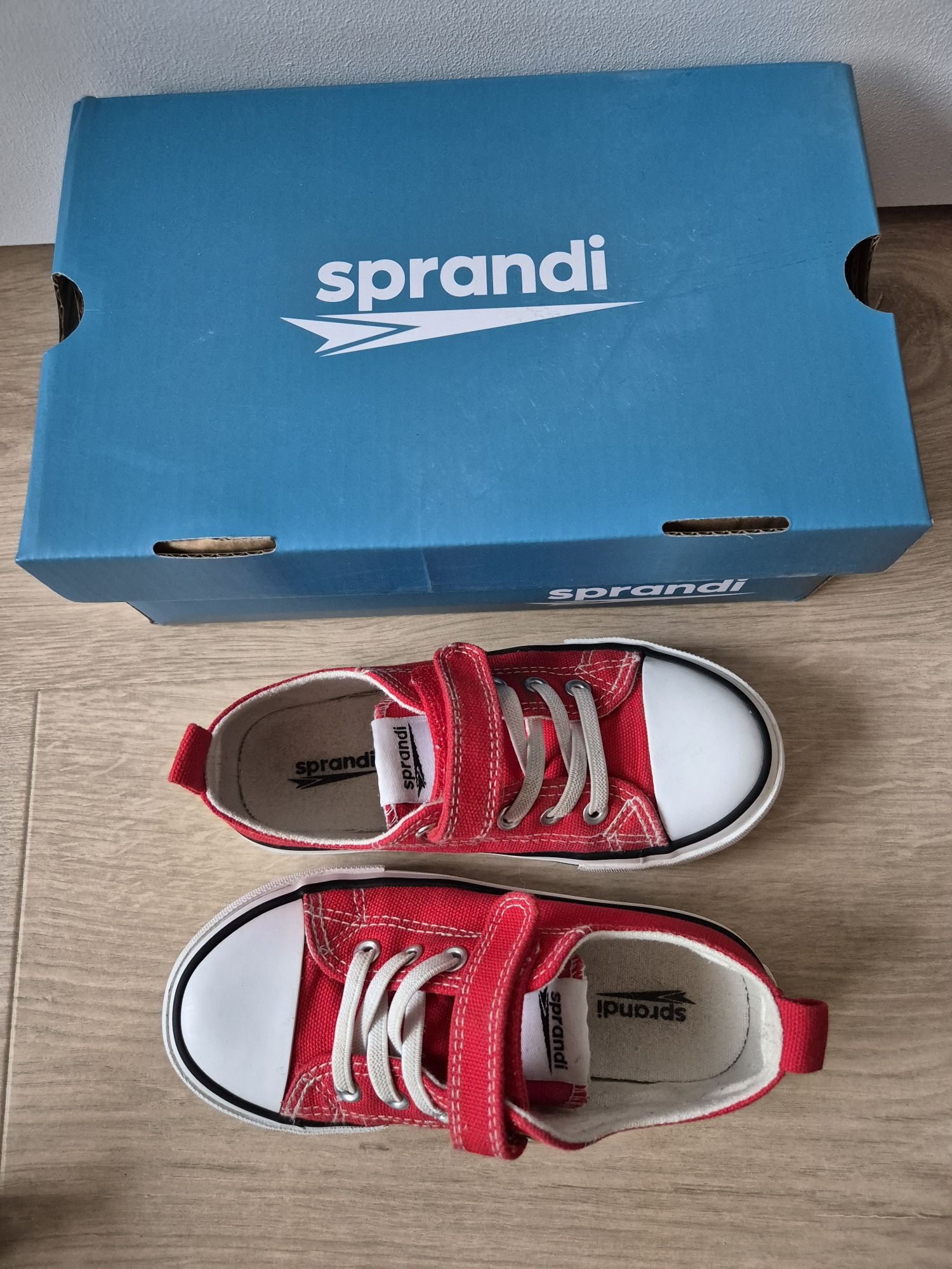 Czerwone trampki tenisówki sprandi ccc 29 jak nowe