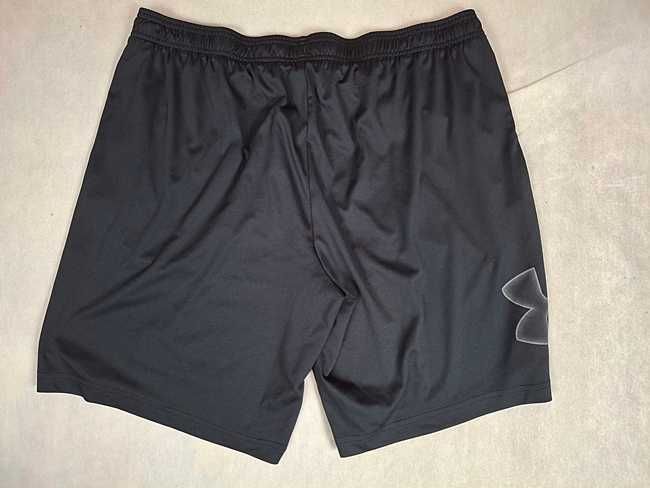 Under Armour Loose Krótkie spodenki sportowe męskie XXL