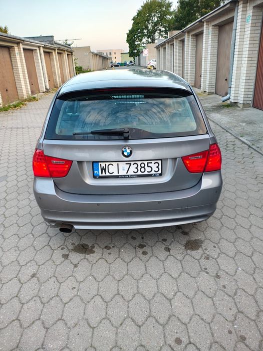 BMW serii E91 318i