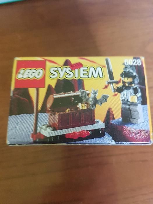 lego system Castle: Fright Knights: 6028 Treasure Cart unikat 1998 r