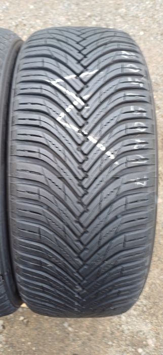 205/50R17 93W MAXXIS , dwie używane opony wielosezonowe.
