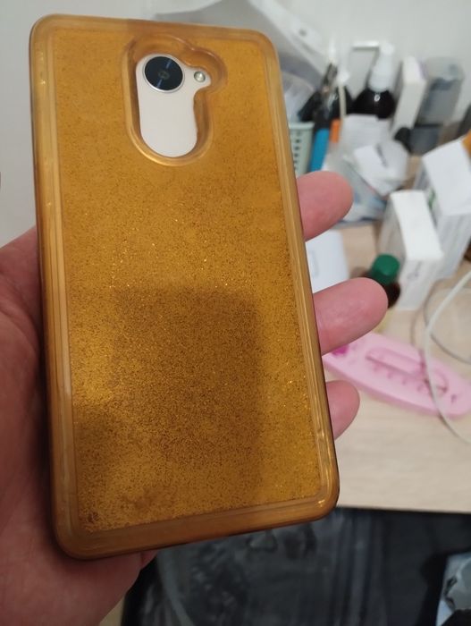 Продам рабочие телефоны NOKIA 2 штуки Huawei Y-7.2017года выпуска!