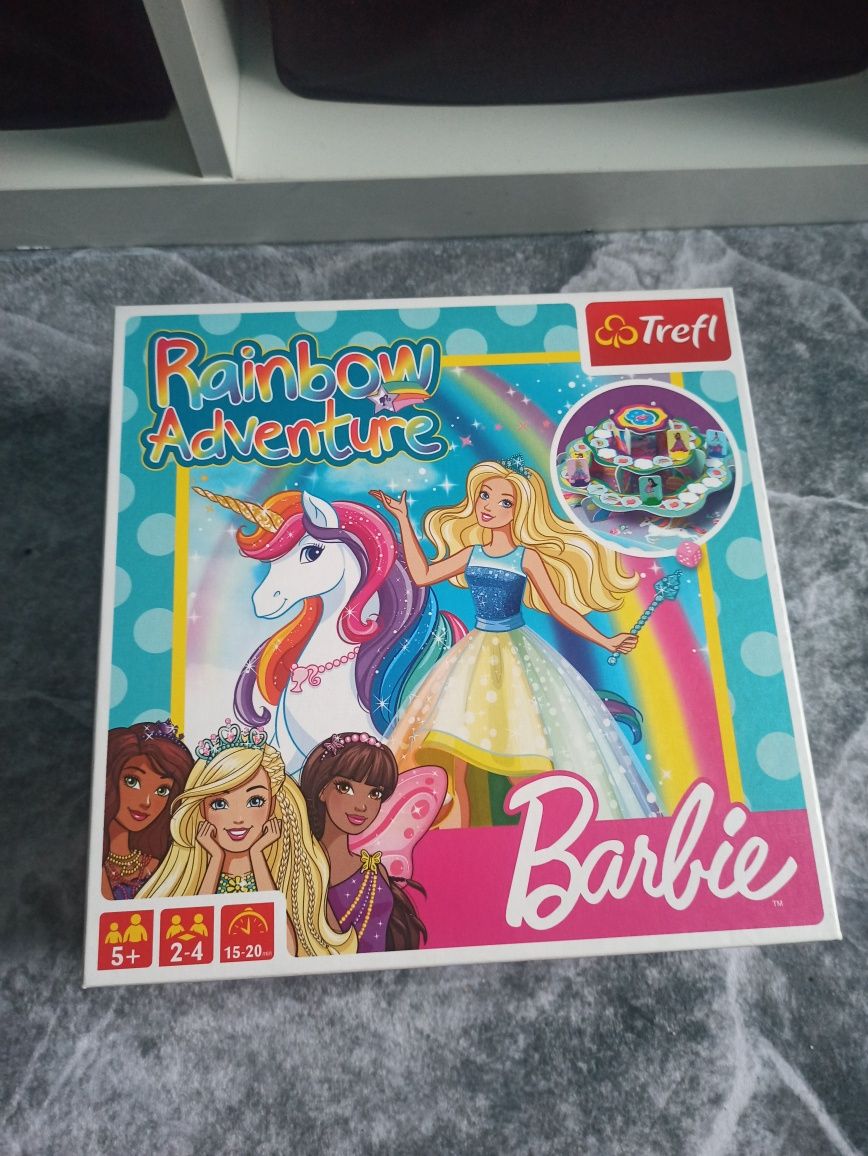 Barbie gra Rainbow Adventure Trefl