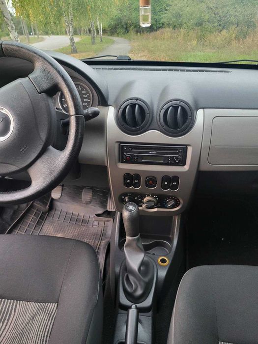 Dacia Sandero (2009)