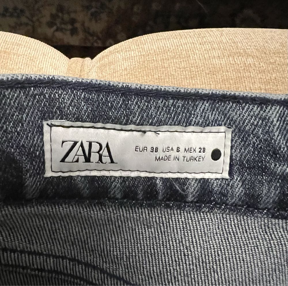 Джинси Zara