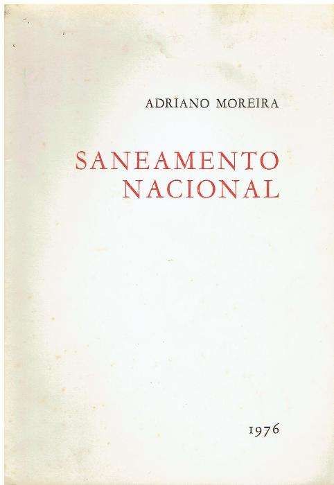 4696 - Livros de Adriano Moreira