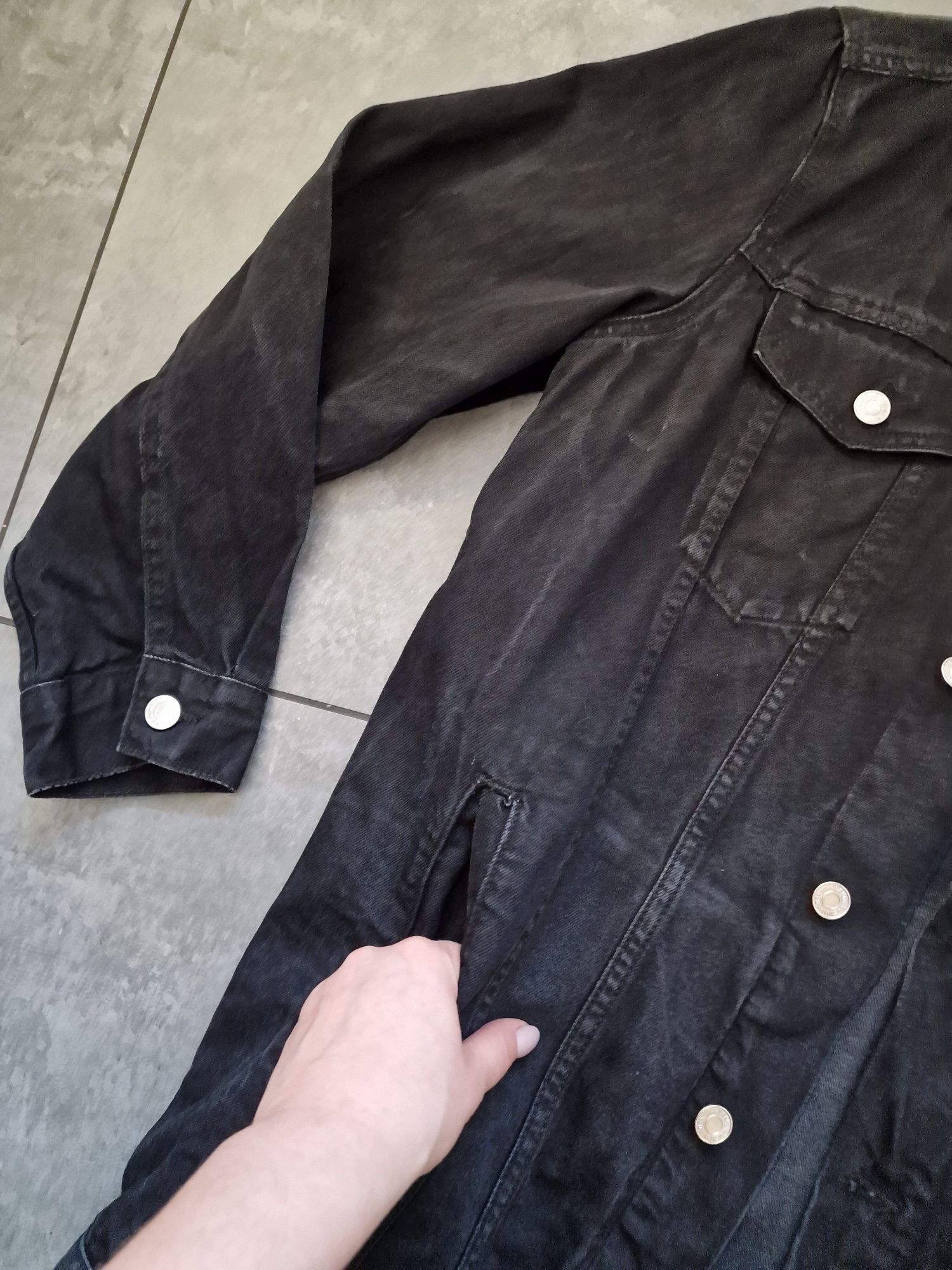 H&M czarna jeansowa kurtka katana 38