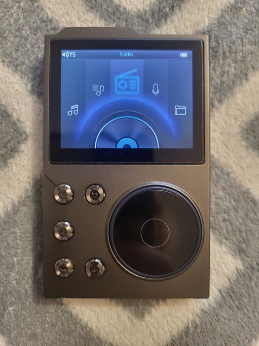 Odtwarzacz MP3 Hi-Fi z Bluetooth, Radio, Przenośny | Nowy | Hi-Fi Audi