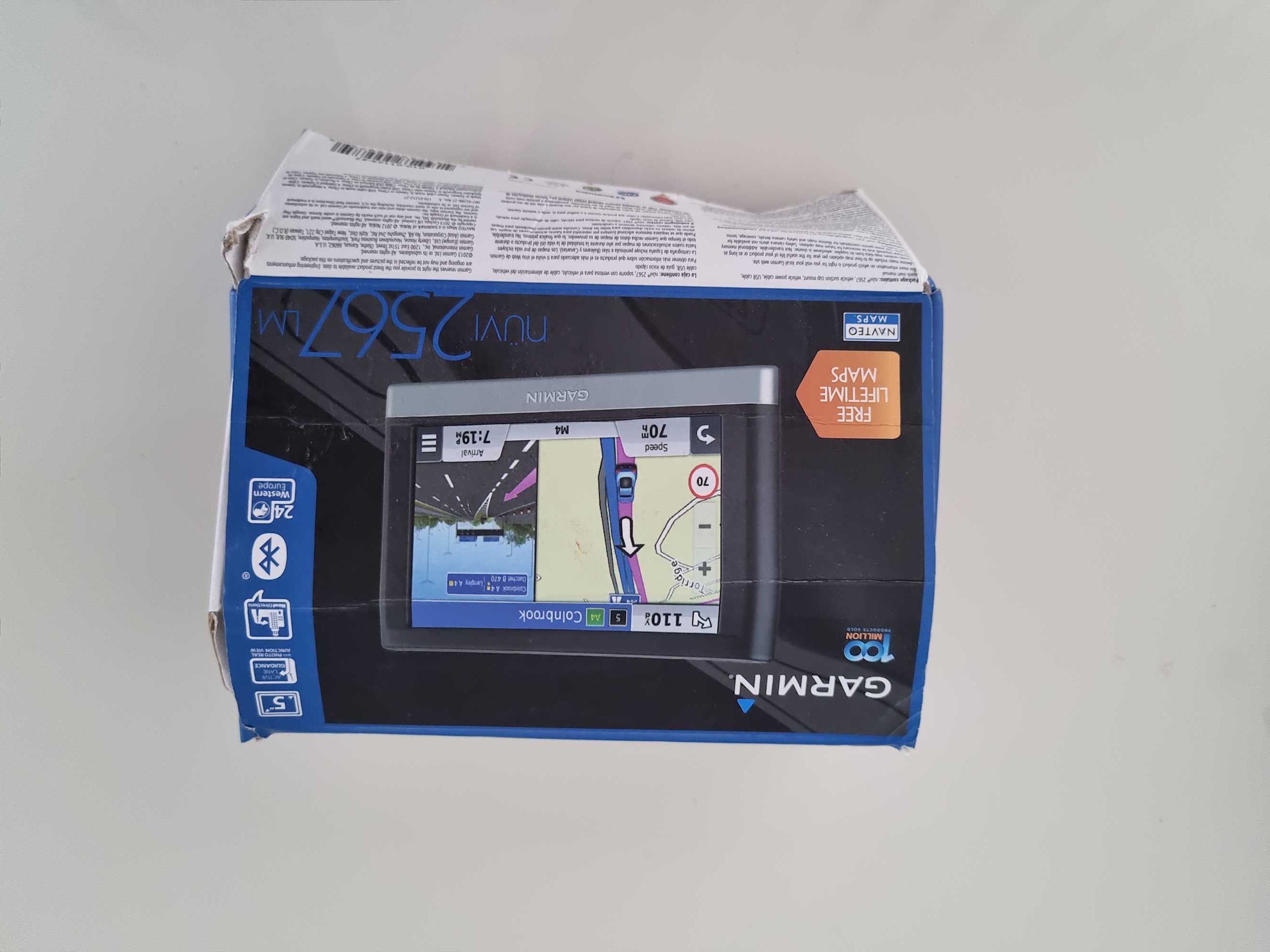 GPS GARMIN NUVI 2567lm + oferta portes