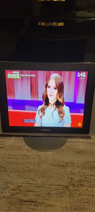 Самсун діагоналлю 20+т2 тюнер