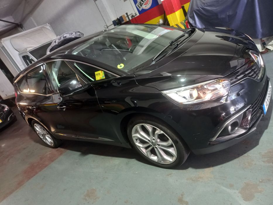 Renault  Grand Scenic  7 lugares