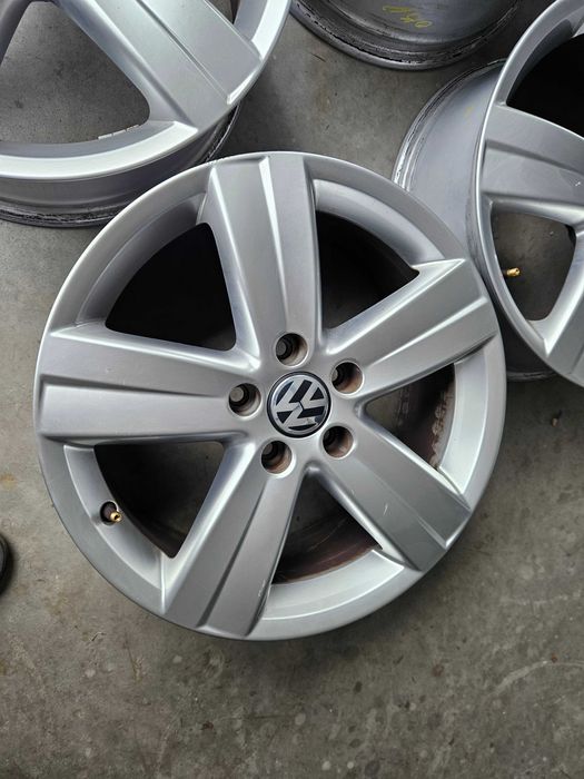 Alufelgi 17" VW Golf VII Plus Caddy Touran Passat b6 b7 b8 T-Roc 5x112