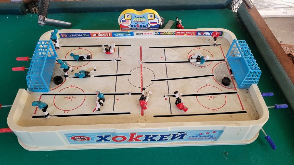 Настільні дитячі ігри хокей морський бій електронний конструктор