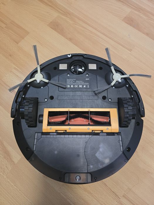 Продам миючий робот-пилосос ABIR x8