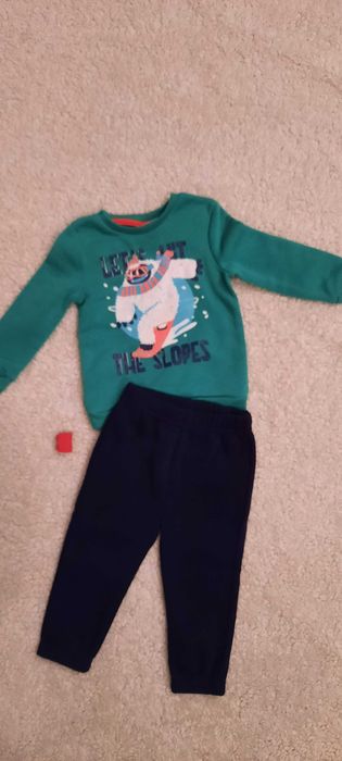 dres ocieplany dla chłopca z nadrukiem- nowy