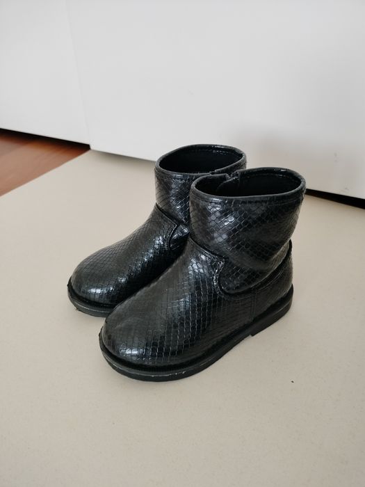 Botas pretas Zara • 22