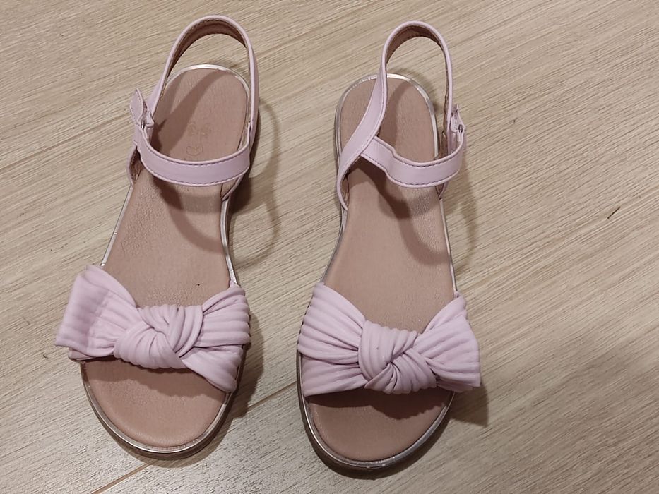 Sandálias Rosa, em muito bom estado, tamanho 35