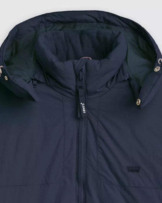 Чоловічий пуховик Levis