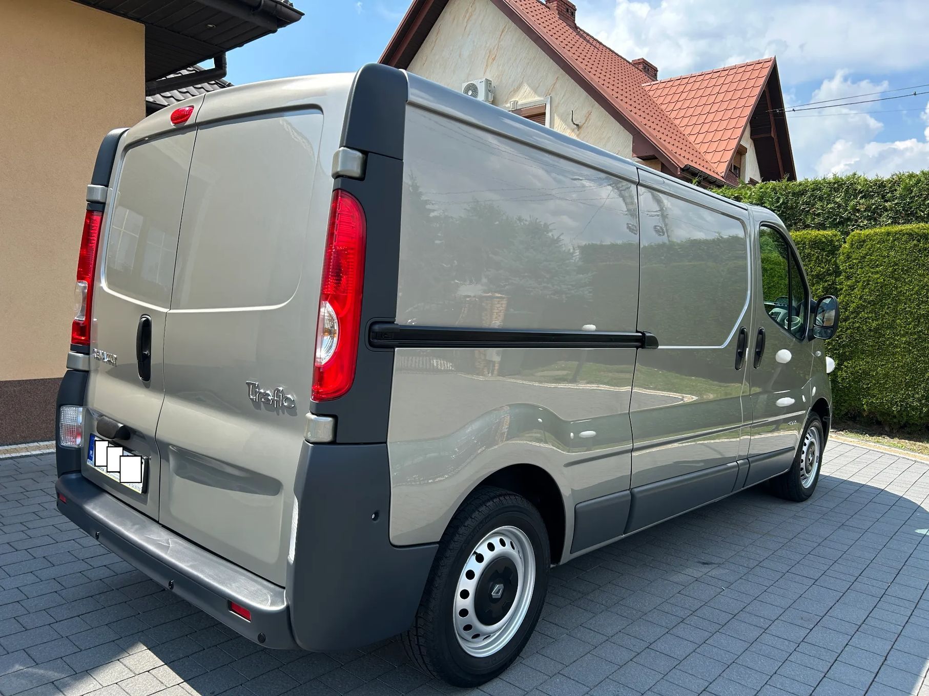 Renault TRAFIC  2.0DCI*115KM*LONG*3-os*Klima*F-VAT 23%*1-wł*Salon PL*(Vivaro)*