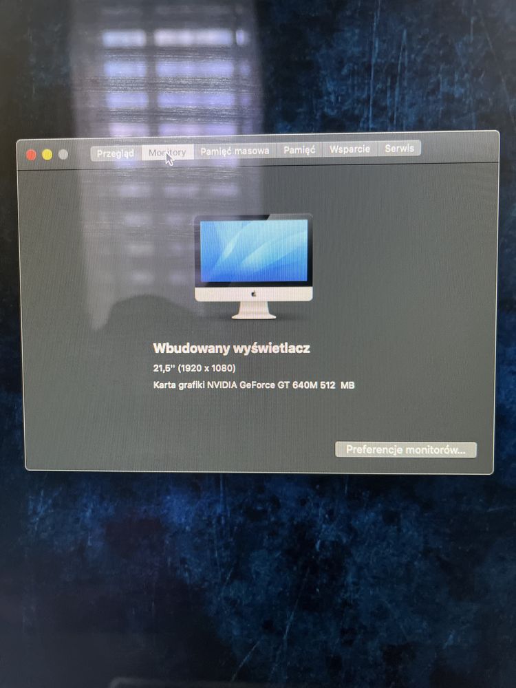iMac (komputer typu All-in-One).