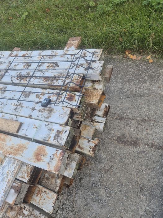 Słupki ogrodzeniowe profil 80x50x2,8